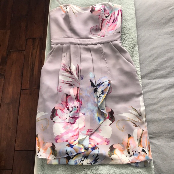 Dress - Picture 1 of 2